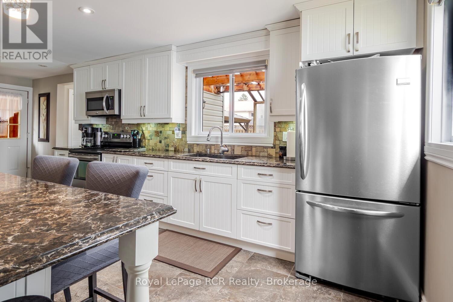 631 9th Street W, Owen Sound, Ontario  N4K 3P4 - Photo 16 - X13000622