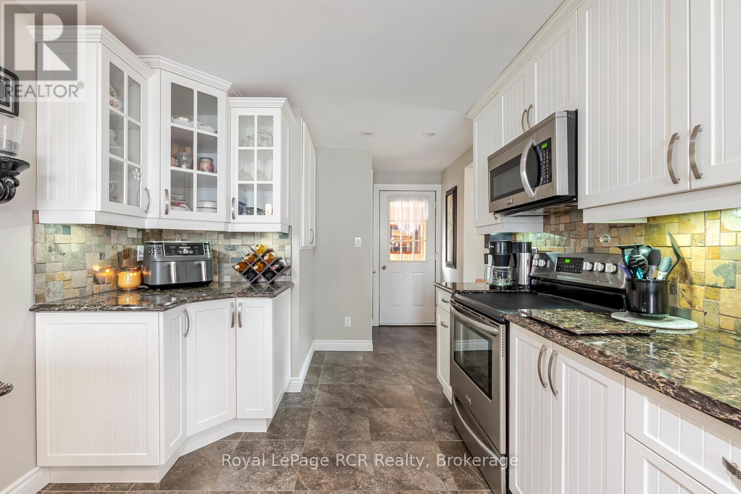 631 9th Street W, Owen Sound, Ontario  N4K 3P4 - Photo 20 - X13000622