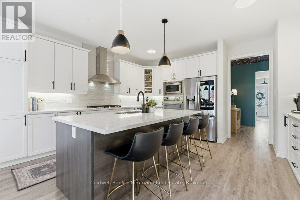 96 Harpin Way E, Centre Wellington, Ontario N1M 0G9 - Photo 11 - X13000796