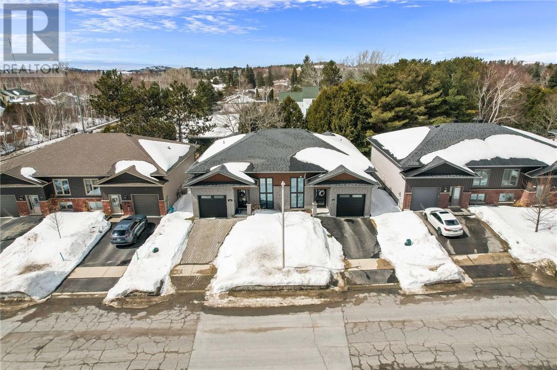 111 Trailridge Drive, Sudbury, Ontario  P3E 6L8 - Photo 4 - 2127145