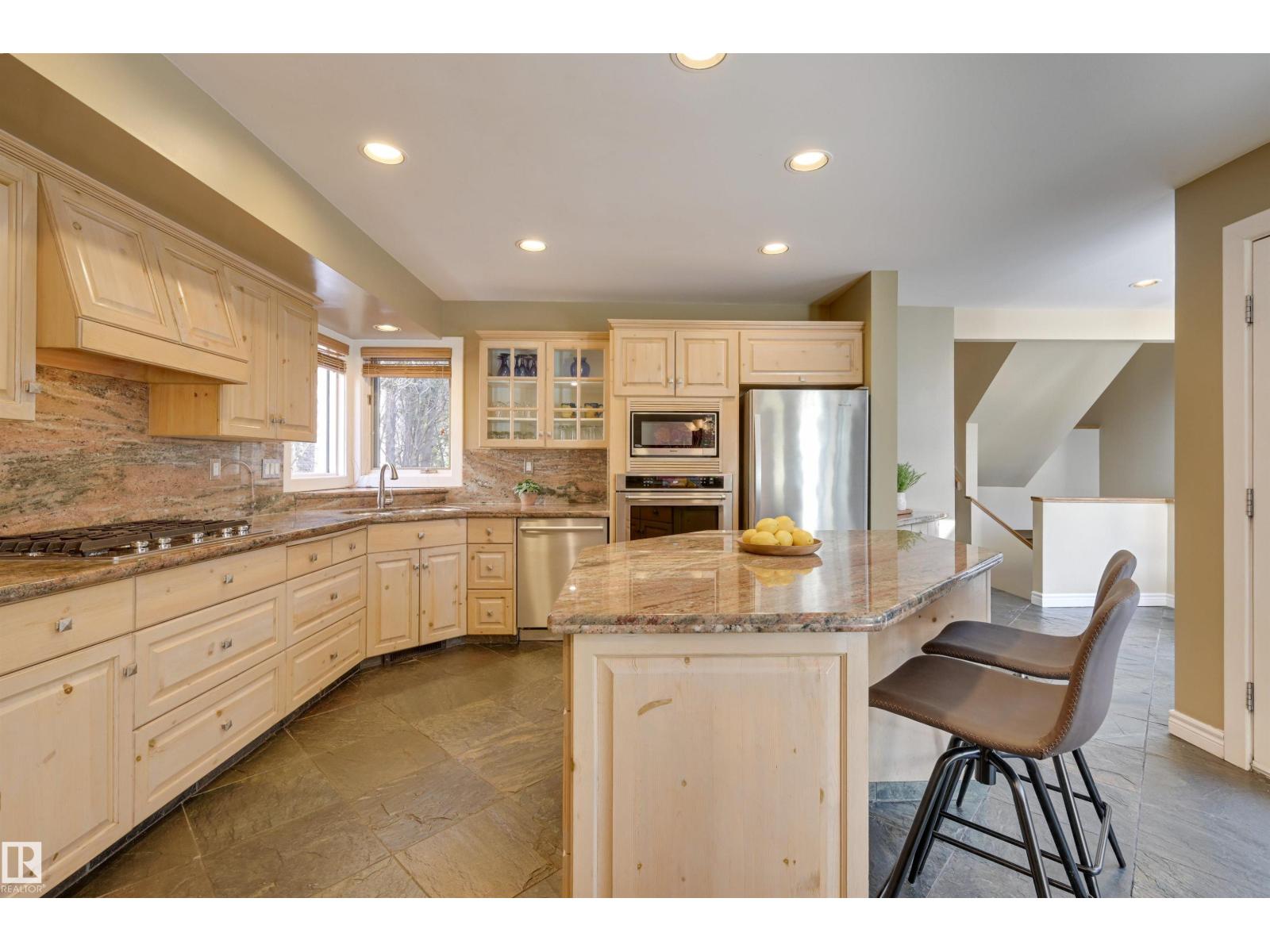 9918 145 St Nw, Edmonton, Alberta  T5N 2X3 - Photo 12 - E4482302