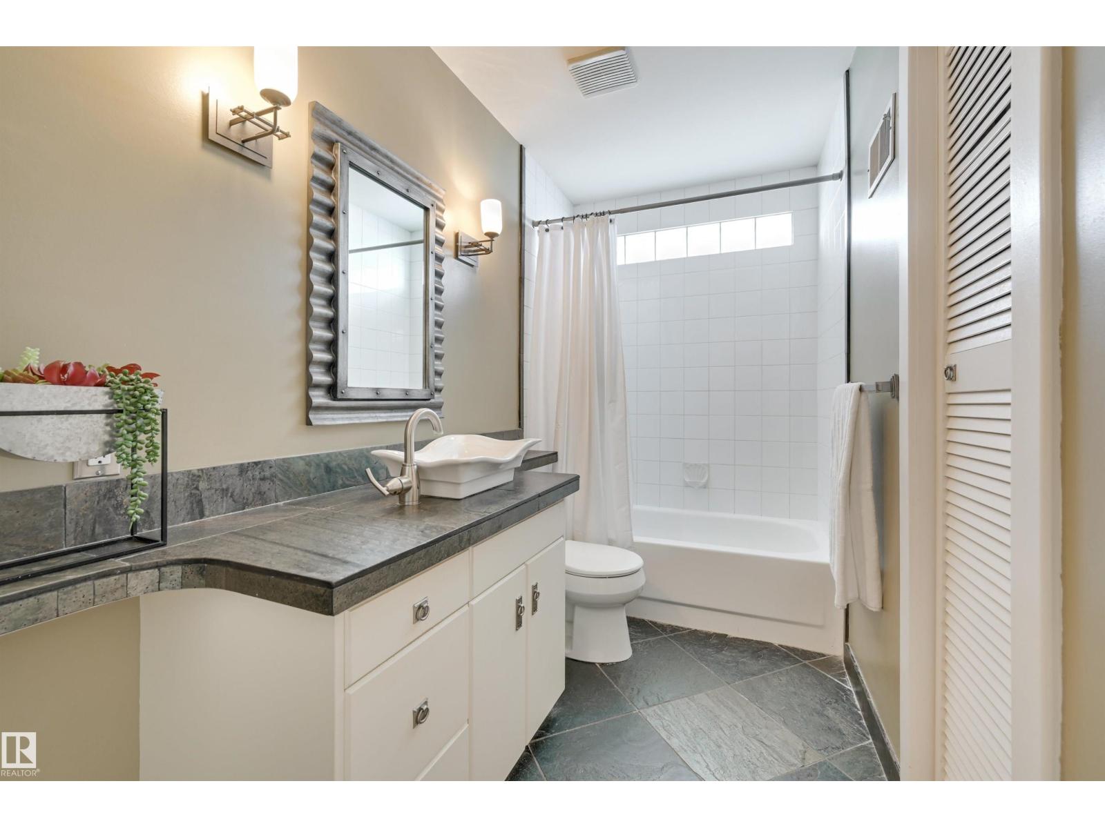 9918 145 St Nw, Edmonton, Alberta  T5N 2X3 - Photo 28 - E4482302