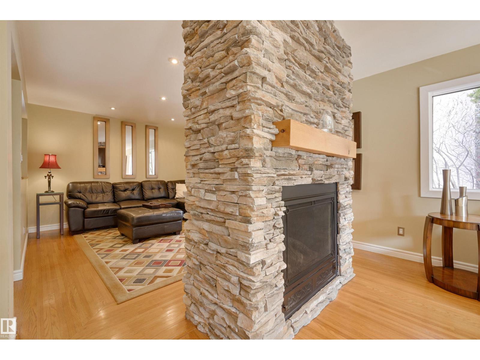 9918 145 St Nw, Edmonton, Alberta  T5N 2X3 - Photo 37 - E4482302