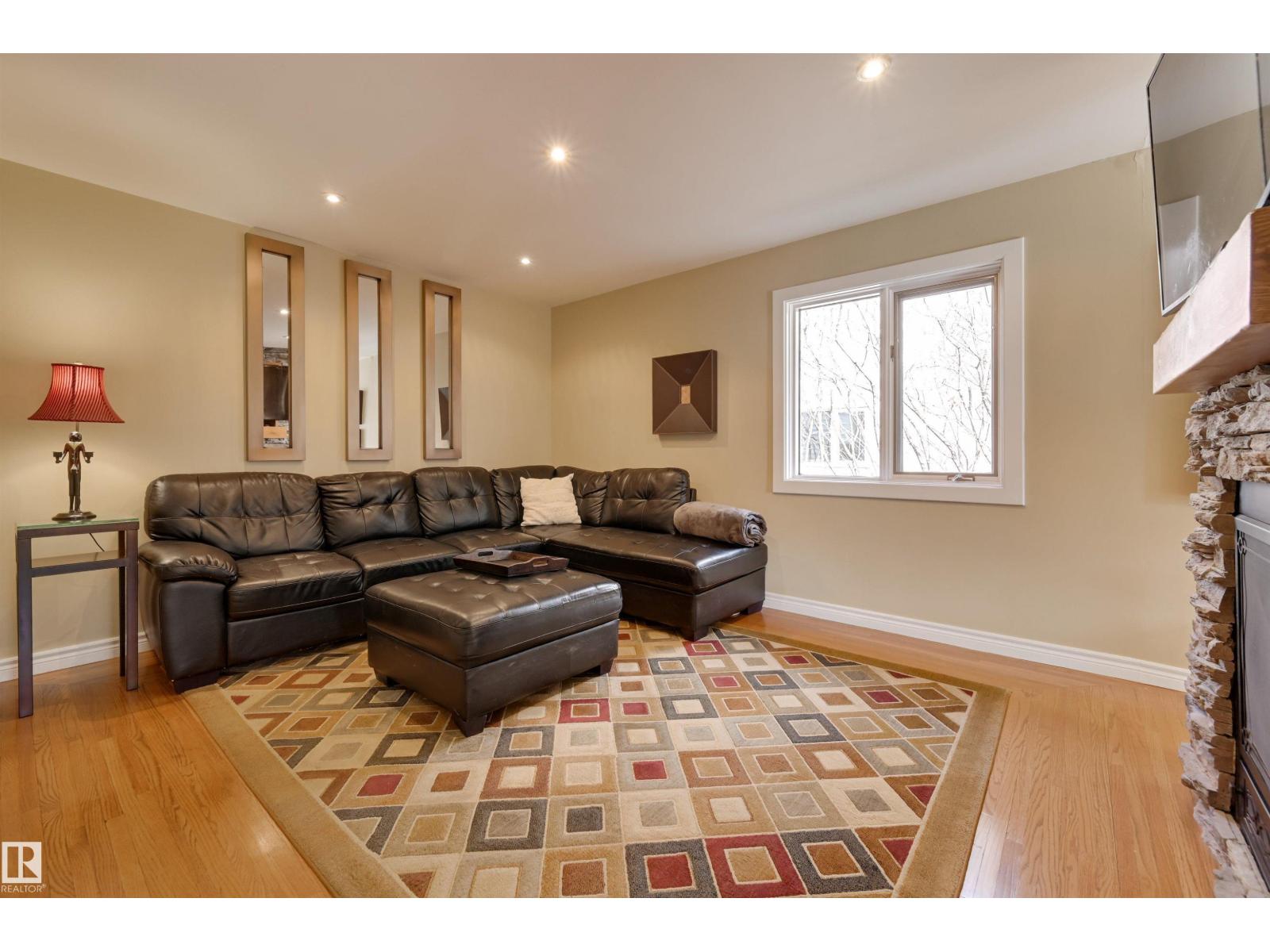 9918 145 St Nw, Edmonton, Alberta  T5N 2X3 - Photo 38 - E4482302