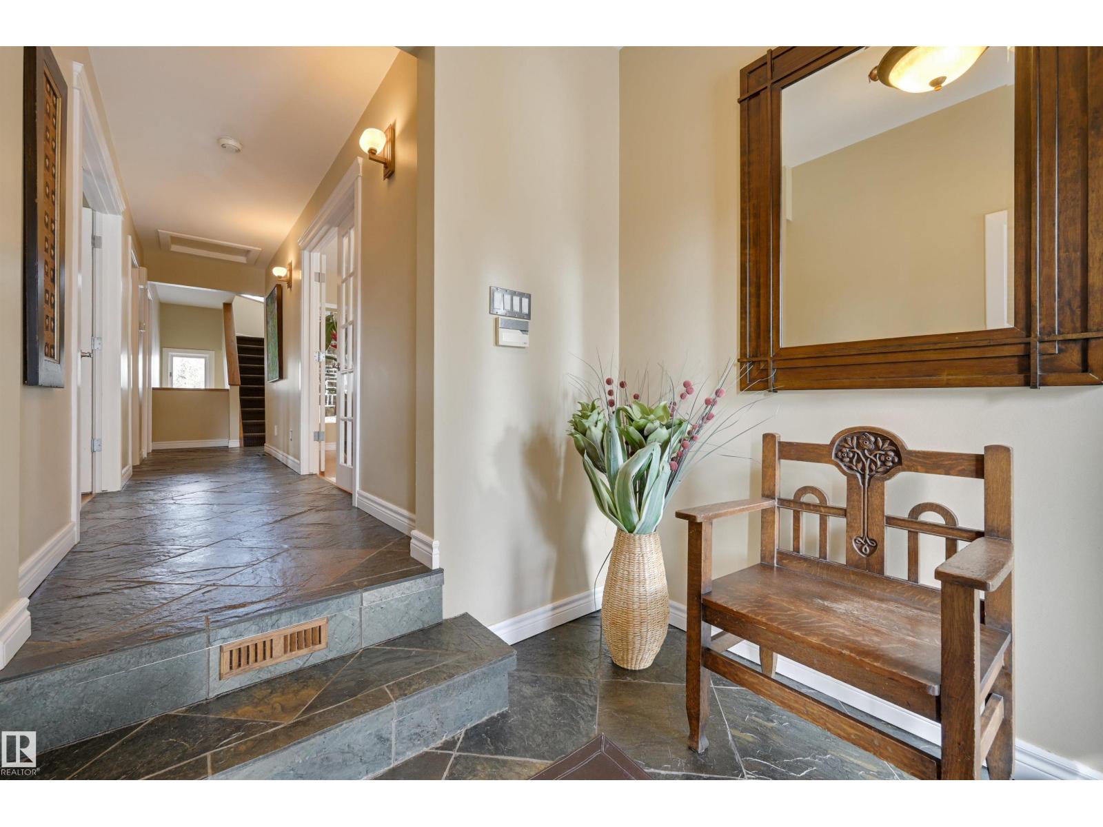 9918 145 St Nw, Edmonton, Alberta  T5N 2X3 - Photo 6 - E4482302