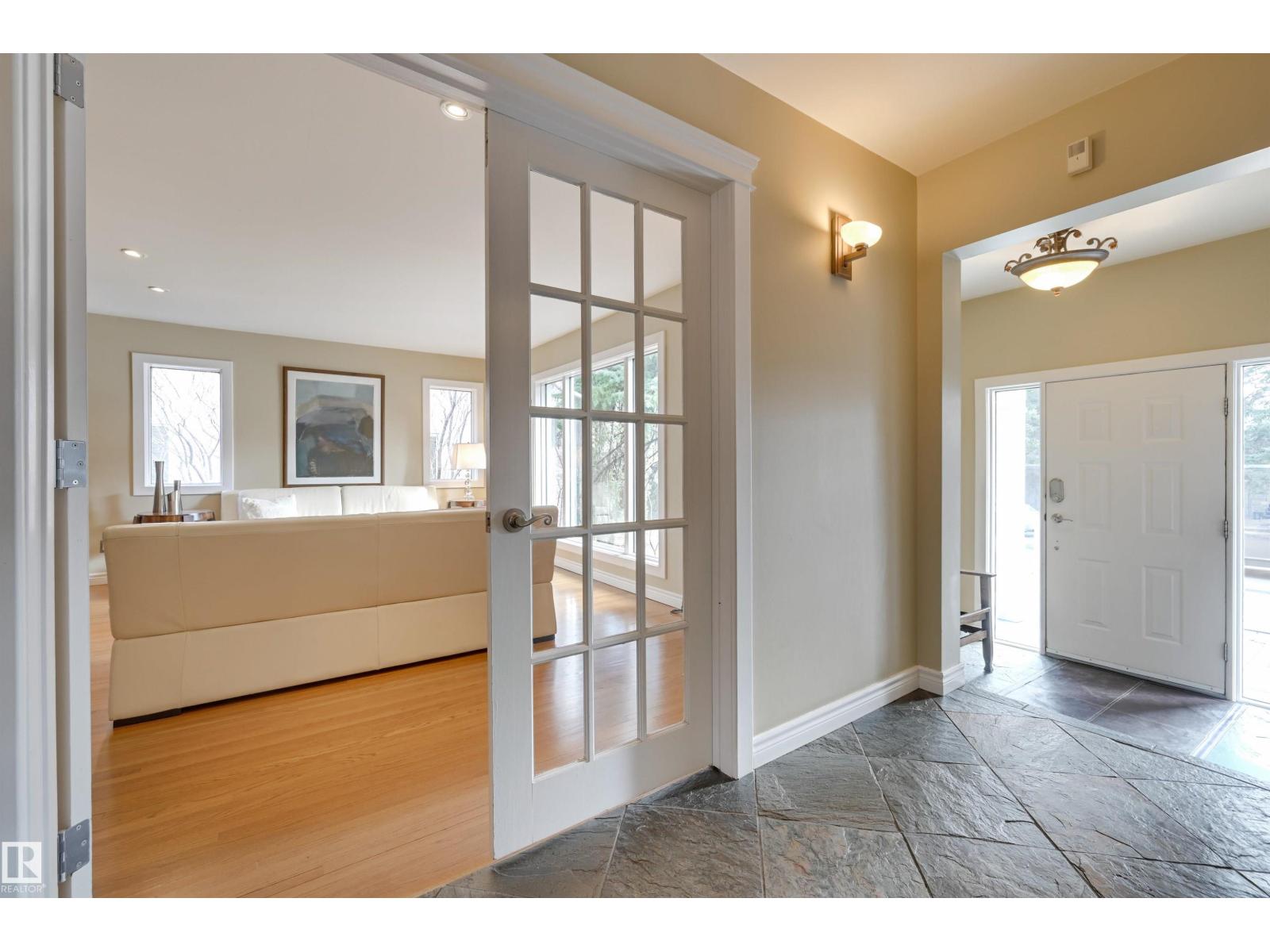 9918 145 St Nw, Edmonton, Alberta  T5N 2X3 - Photo 7 - E4482302