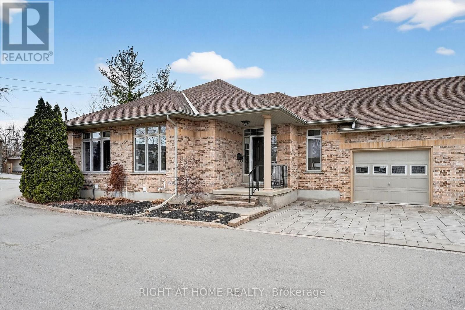 1 - 139 GLENDALE AVENUE, St. Catharines, Ontario