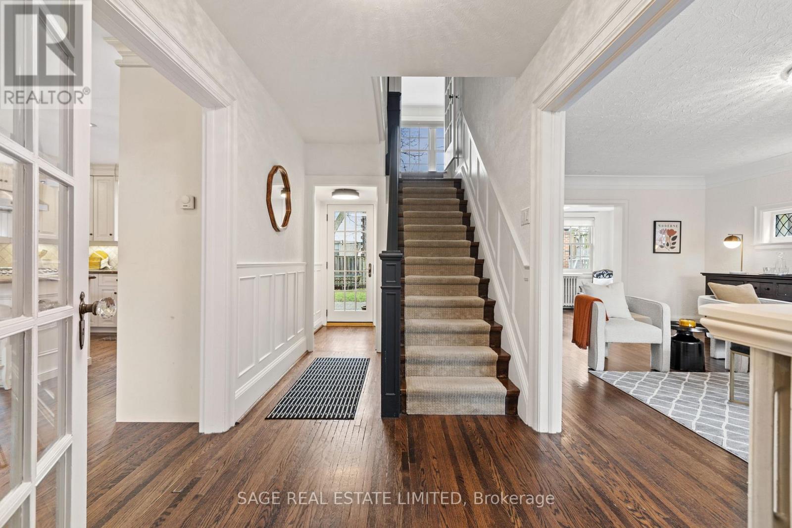 85 Weybourne Crescent, Toronto, Ontario  M4N 2R6 - Photo 3 - C13000618