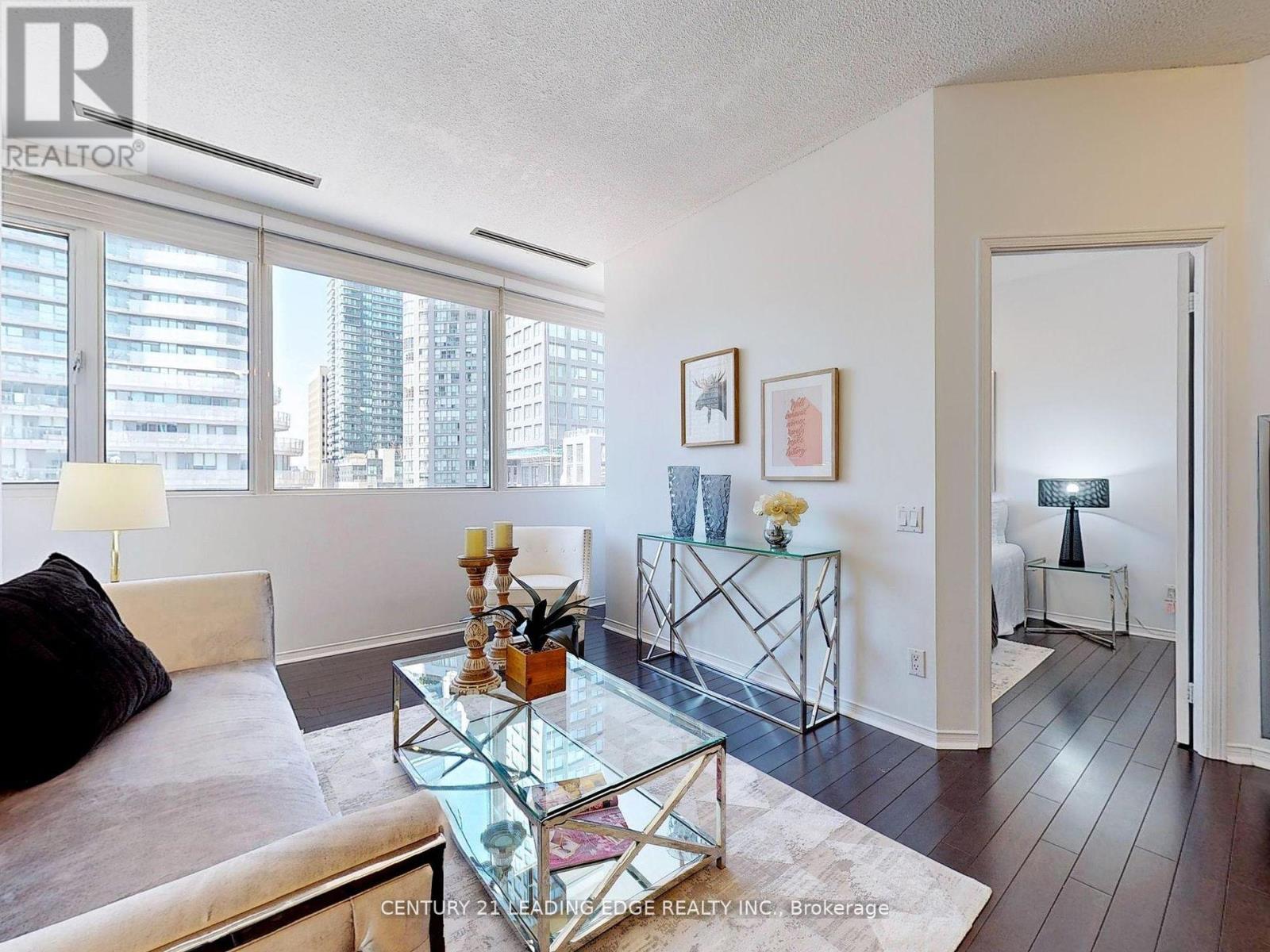 602 - 555 Yonge Street, Toronto, Ontario  M4Y 3A6 - Photo 7 - C13000650