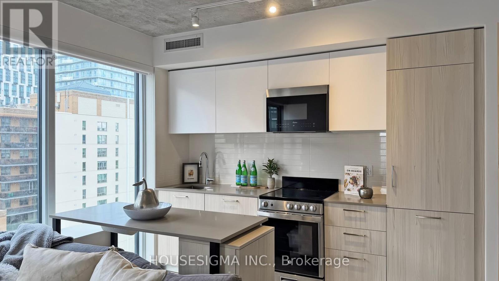 1404 - 65 Mutual Street, Toronto, Ontario  M5B 0E5 - Photo 7 - C13000688