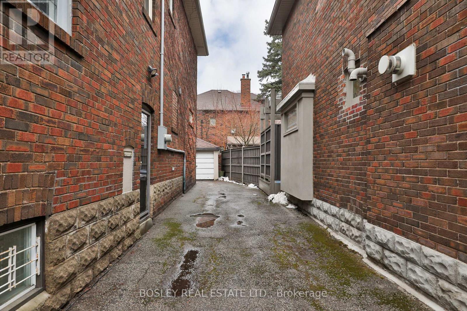 268 Glengrove Avenue W, Toronto, Ontario  M5N 1W2 - Photo 49 - C13000744