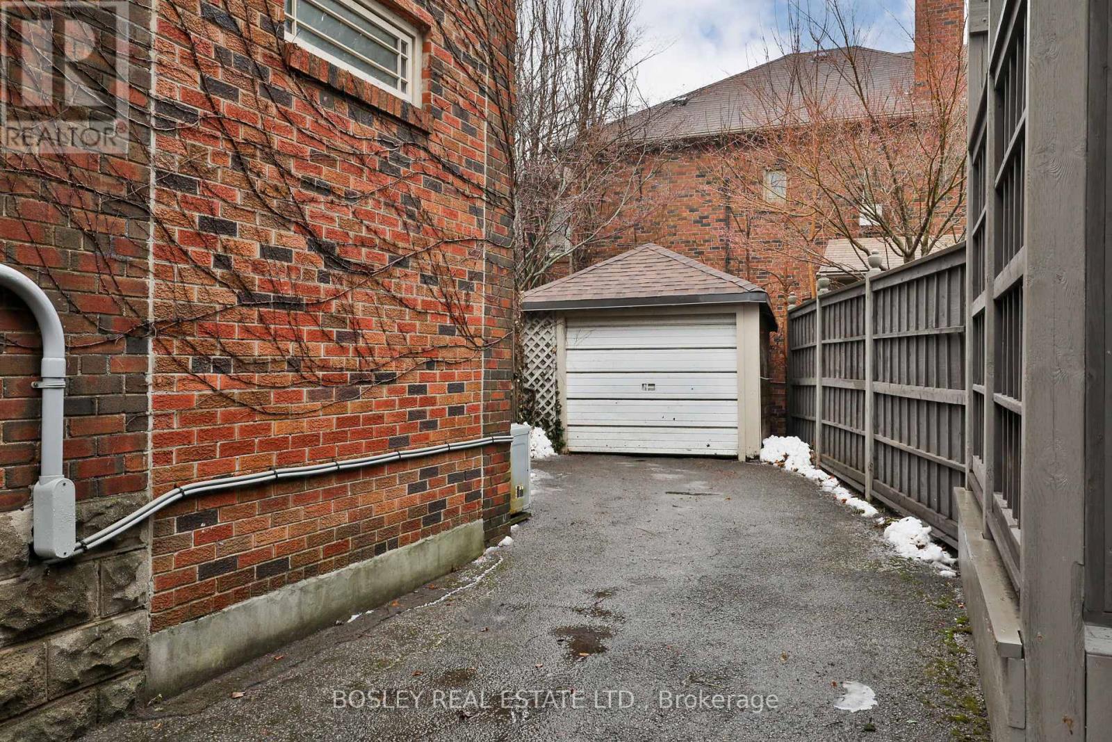 268 Glengrove Avenue W, Toronto, Ontario  M5N 1W2 - Photo 50 - C13000744