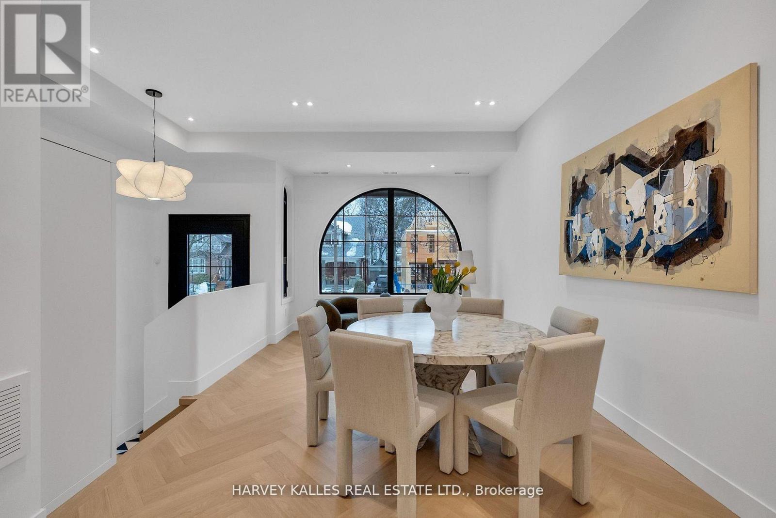 101 Briar Hill Avenue, Toronto, Ontario  M4R 1H8 - Photo 7 - C13000766