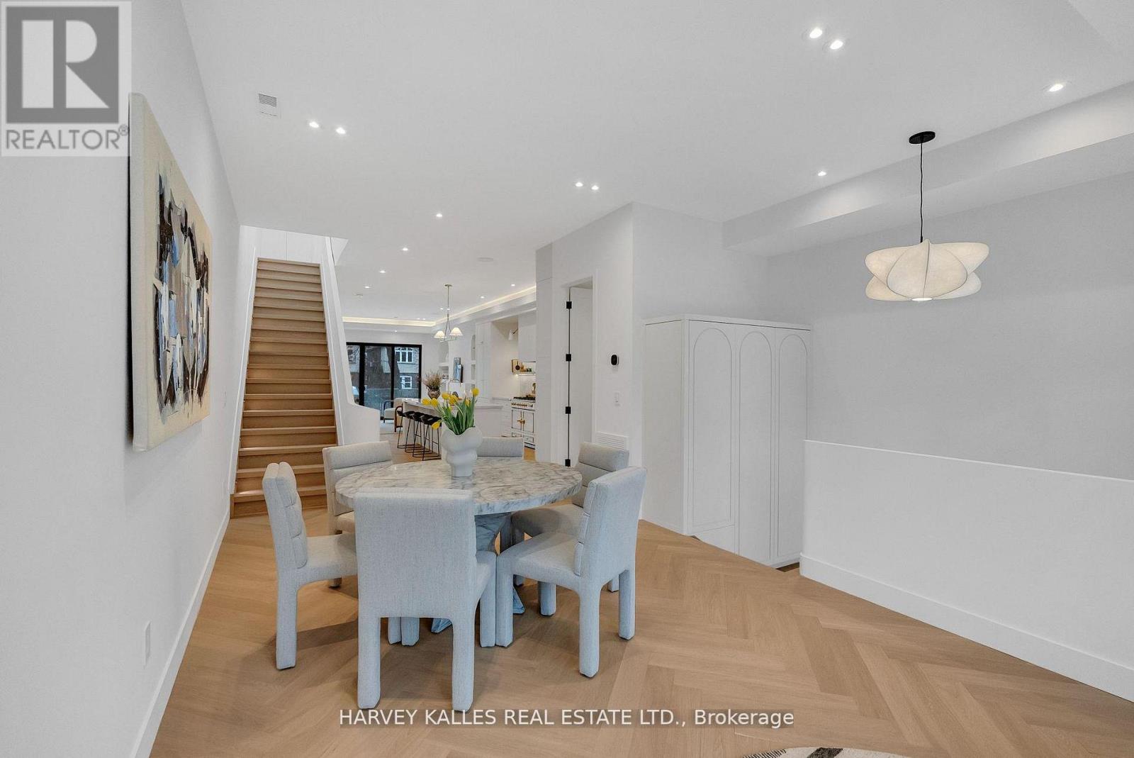 101 Briar Hill Avenue, Toronto, Ontario  M4R 1H8 - Photo 8 - C13000766