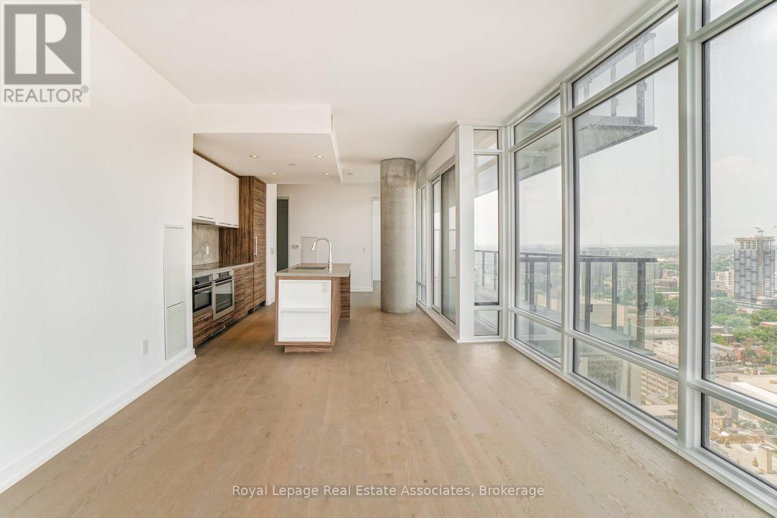 2302 - 488 University Avenue, Toronto, Ontario  M5G 0C1 - Photo 12 - C13000770