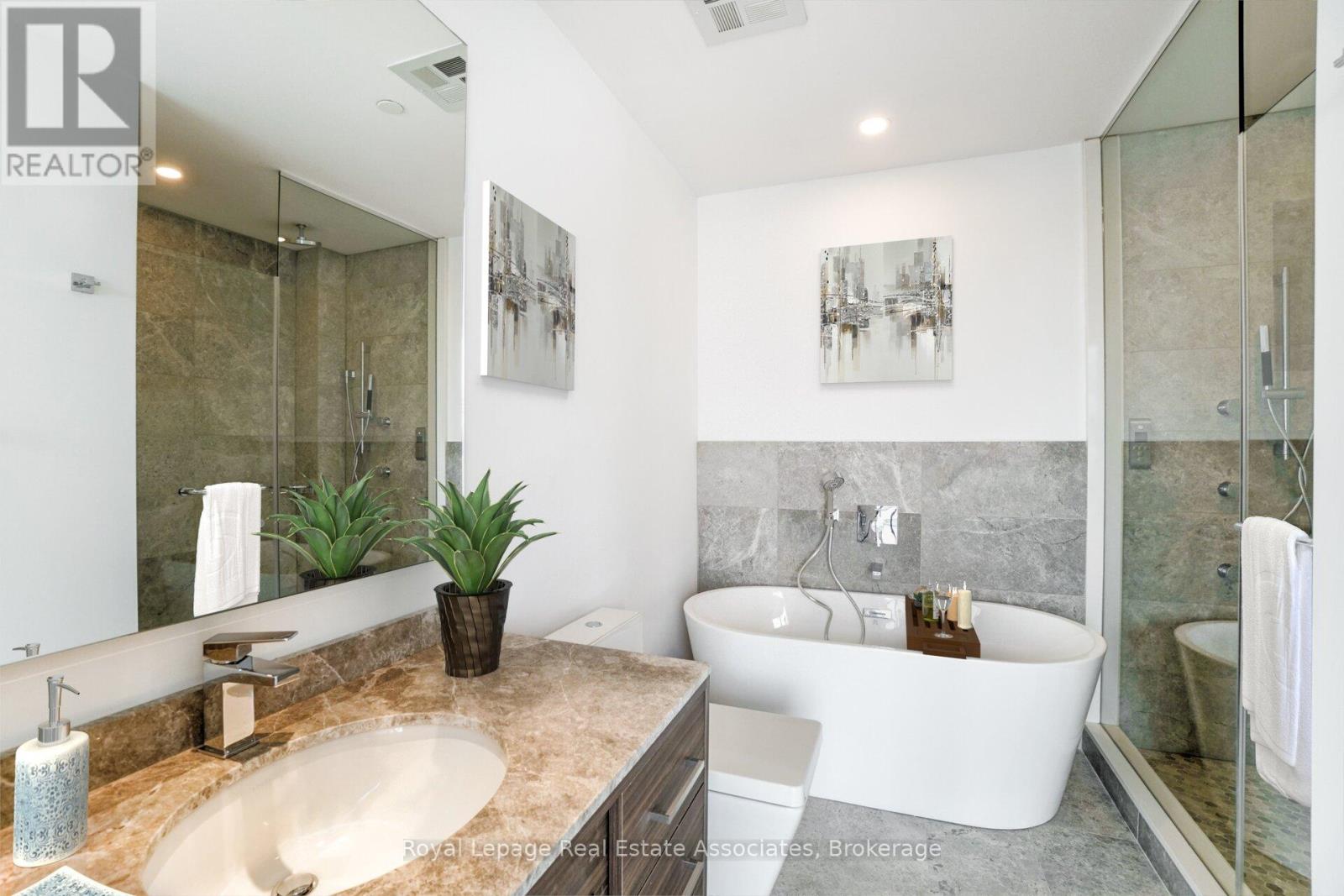 2302 - 488 University Avenue, Toronto, Ontario  M5G 0C1 - Photo 25 - C13000770