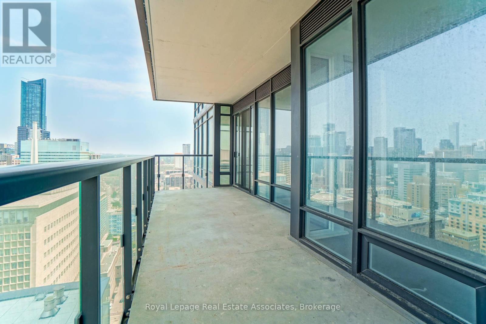 2302 - 488 University Avenue, Toronto, Ontario  M5G 0C1 - Photo 34 - C13000770