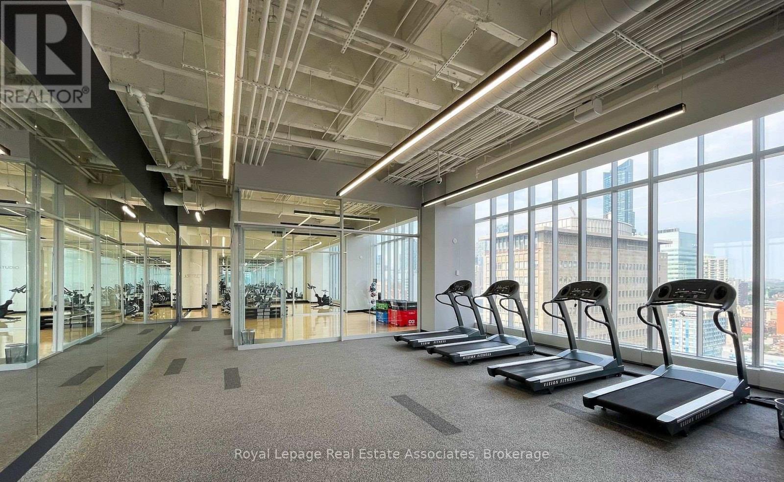 2302 - 488 University Avenue, Toronto, Ontario  M5G 0C1 - Photo 36 - C13000770