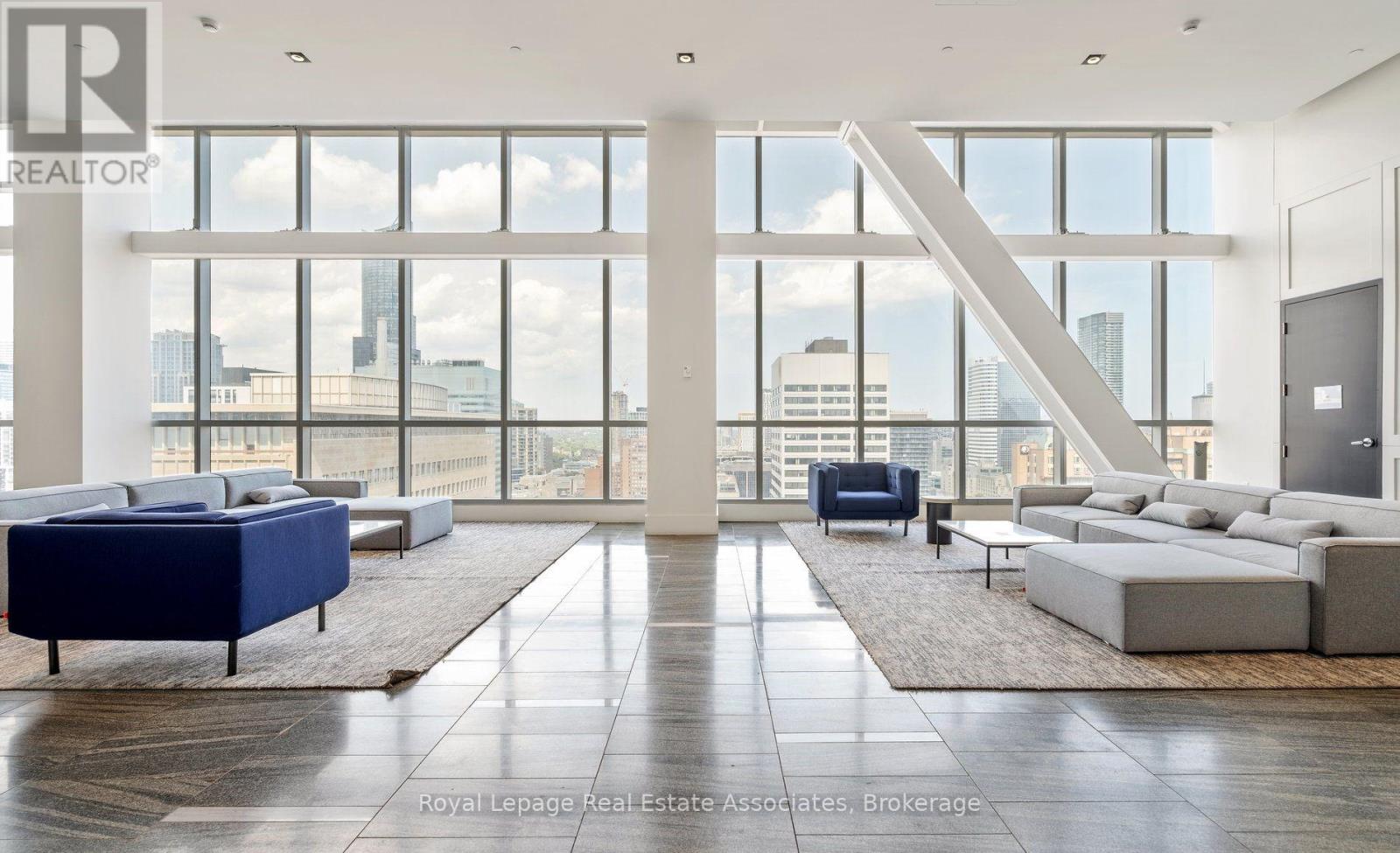 2302 - 488 University Avenue, Toronto, Ontario  M5G 0C1 - Photo 37 - C13000770