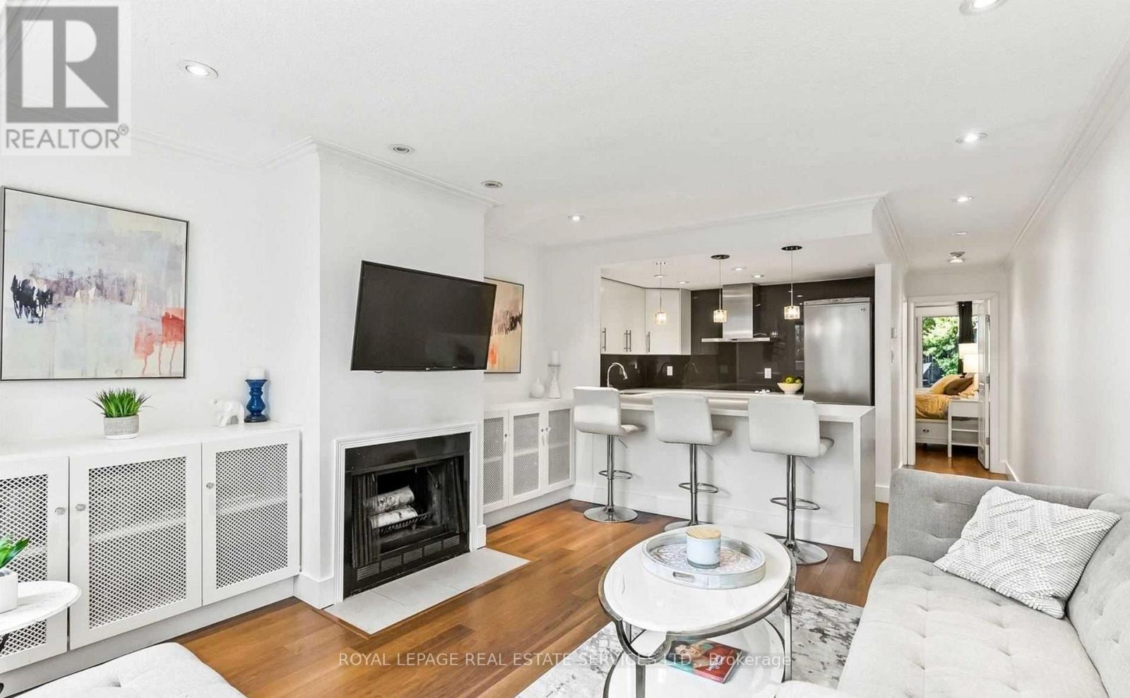 578a Wellington Street, Toronto, Ontario  M5V 2X5 - Photo 4 - C13000806