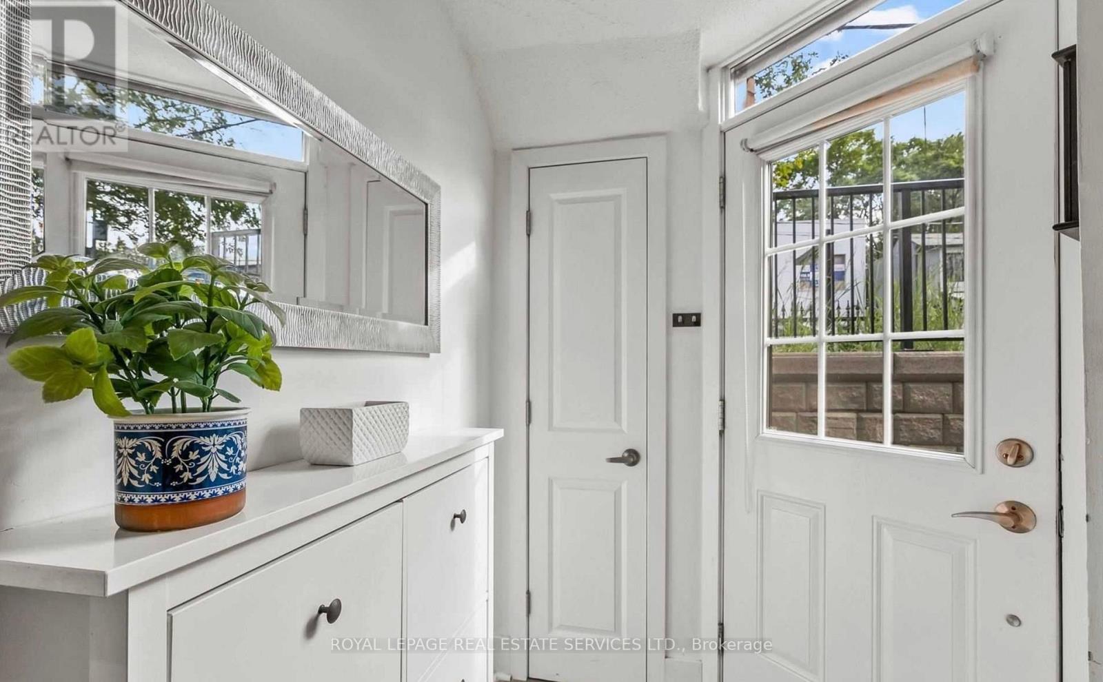 578a Wellington Street, Toronto, Ontario  M5V 2X5 - Photo 6 - C13000806