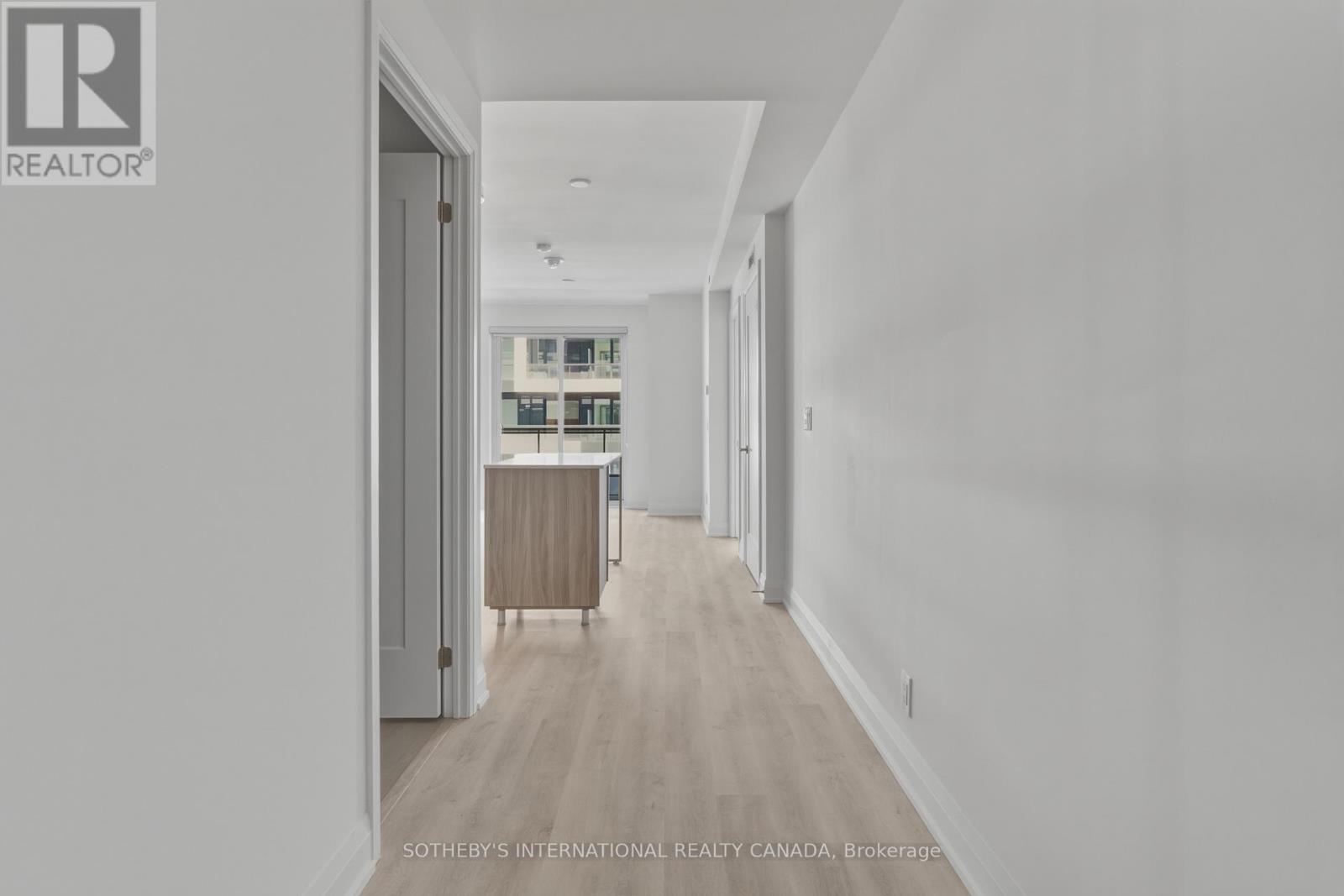 3402 - 65 Broadway Avenue, Toronto, Ontario  M4P 1T9 - Photo 3 - C13000846