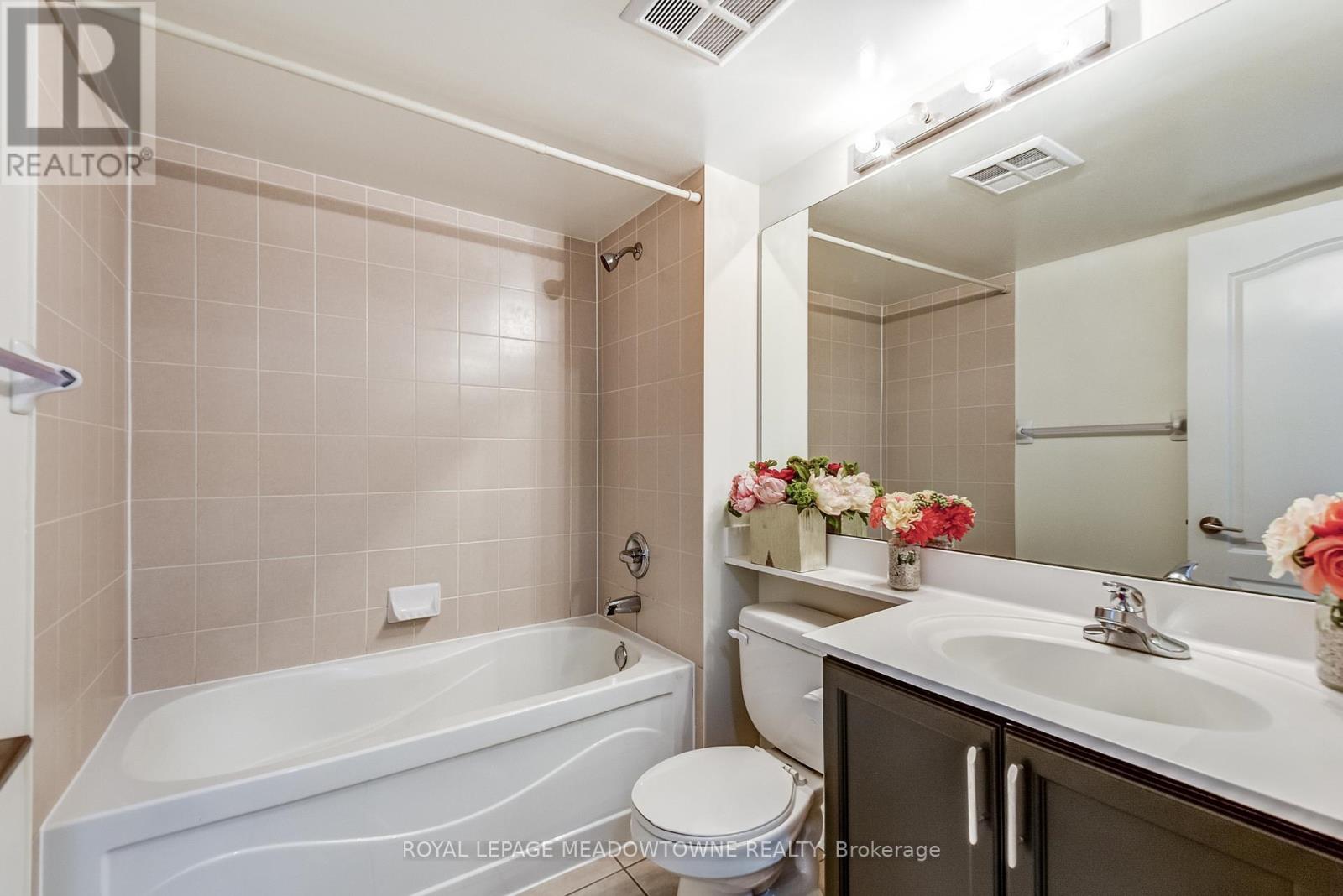 909 - 70 Town Centre Court, Toronto, Ontario  M1P 0B2 - Photo 18 - E13000664