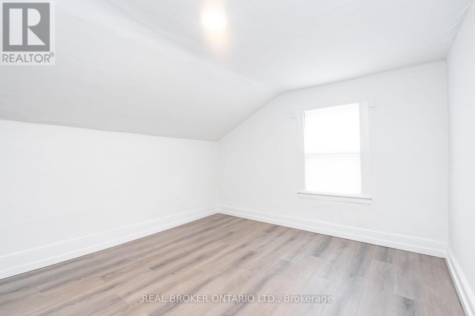 36 & 38 Bruce Street, Oshawa, Ontario  L1H 1P7 - Photo 15 - E13000708