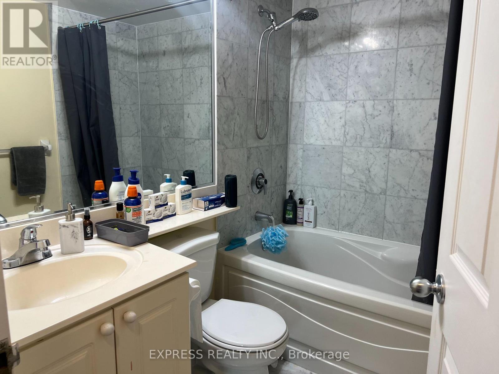 1110 - 18 Lee Centre Drive, Toronto, Ontario  M1H 3H5 - Photo 12 - E13000724