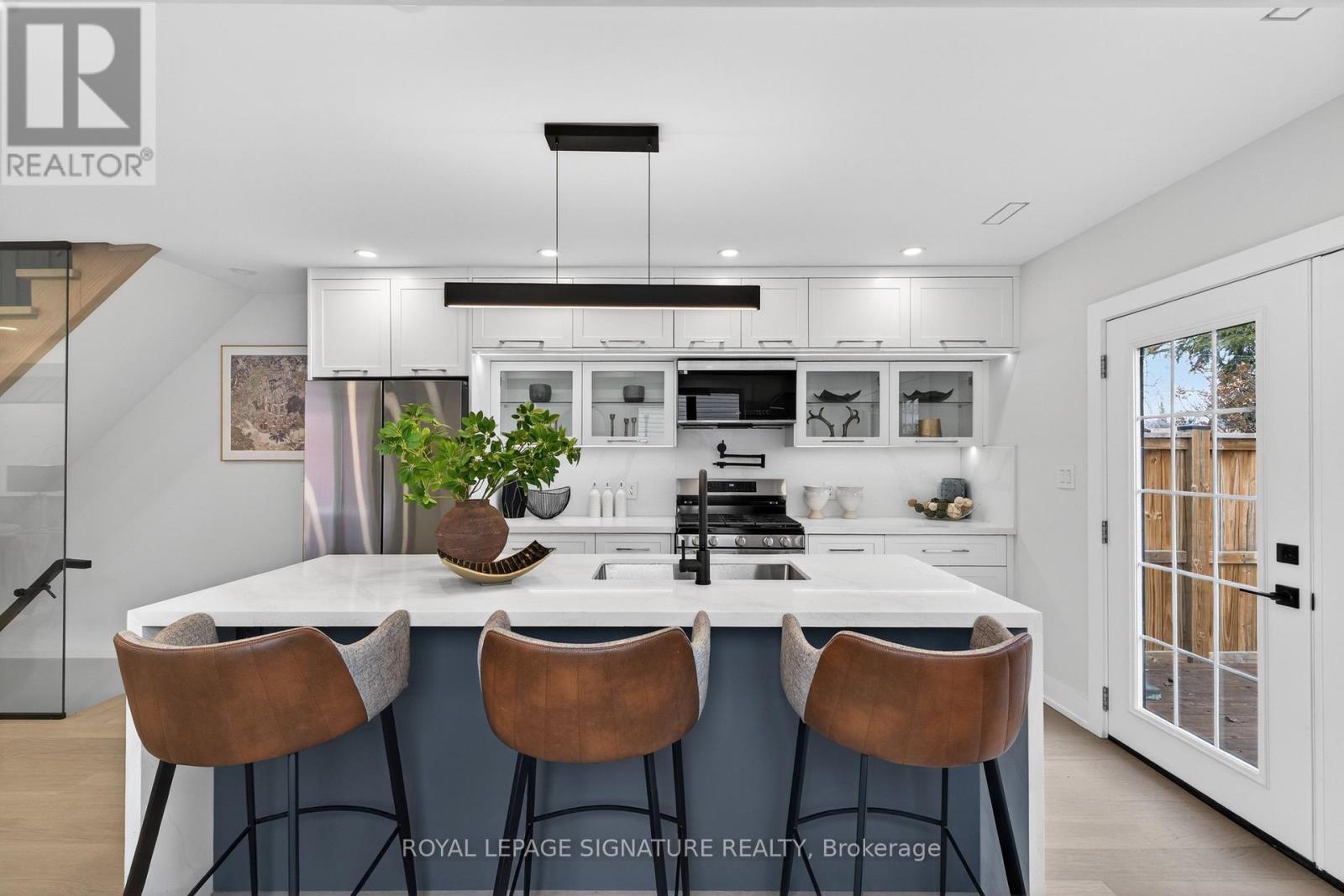 87 Wiley Avenue, Toronto, Ontario  M4J 3W5 - Photo 13 - E13000752