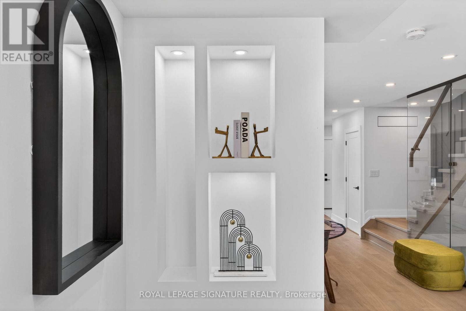 87 Wiley Avenue, Toronto, Ontario  M4J 3W5 - Photo 17 - E13000752