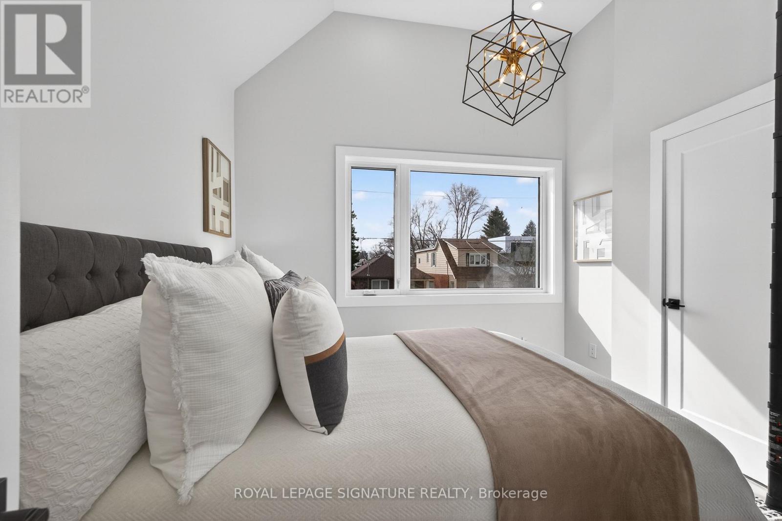 87 Wiley Avenue, Toronto, Ontario  M4J 3W5 - Photo 21 - E13000752