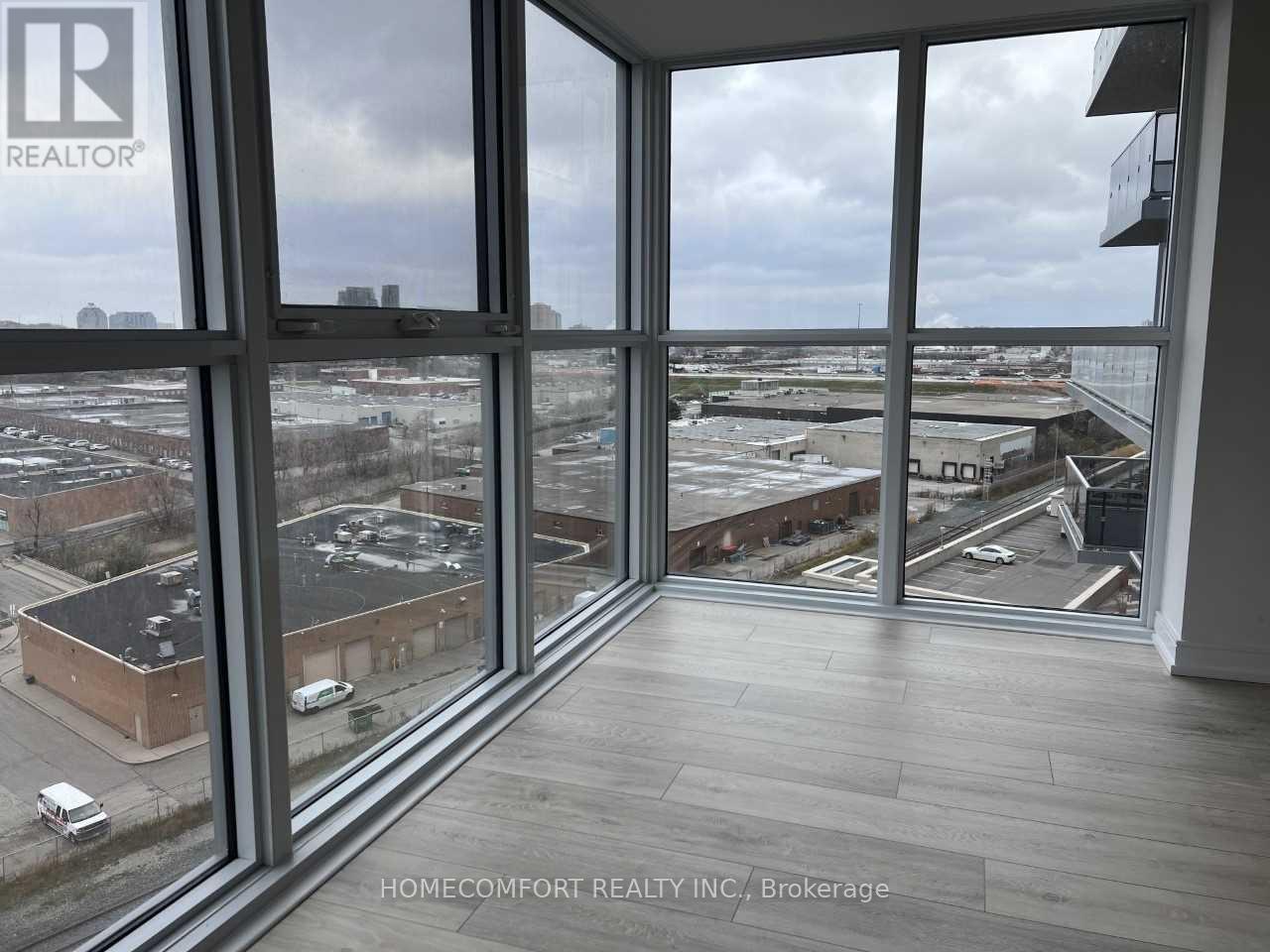 910 - 225 Village Green Square, Toronto, Ontario  M1S 0G5 - Photo 10 - E13000820