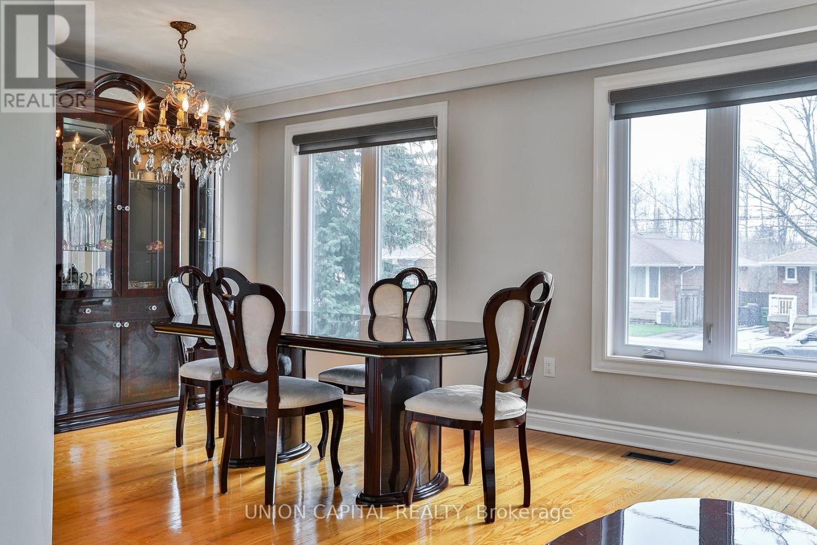 12 Anola Place, Toronto, Ontario  M1K 4W7 - Photo 11 - E13000822