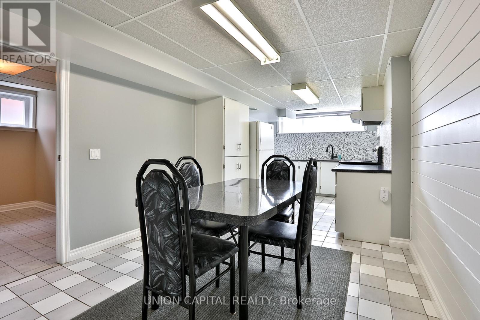 12 Anola Place, Toronto, Ontario  M1K 4W7 - Photo 26 - E13000822