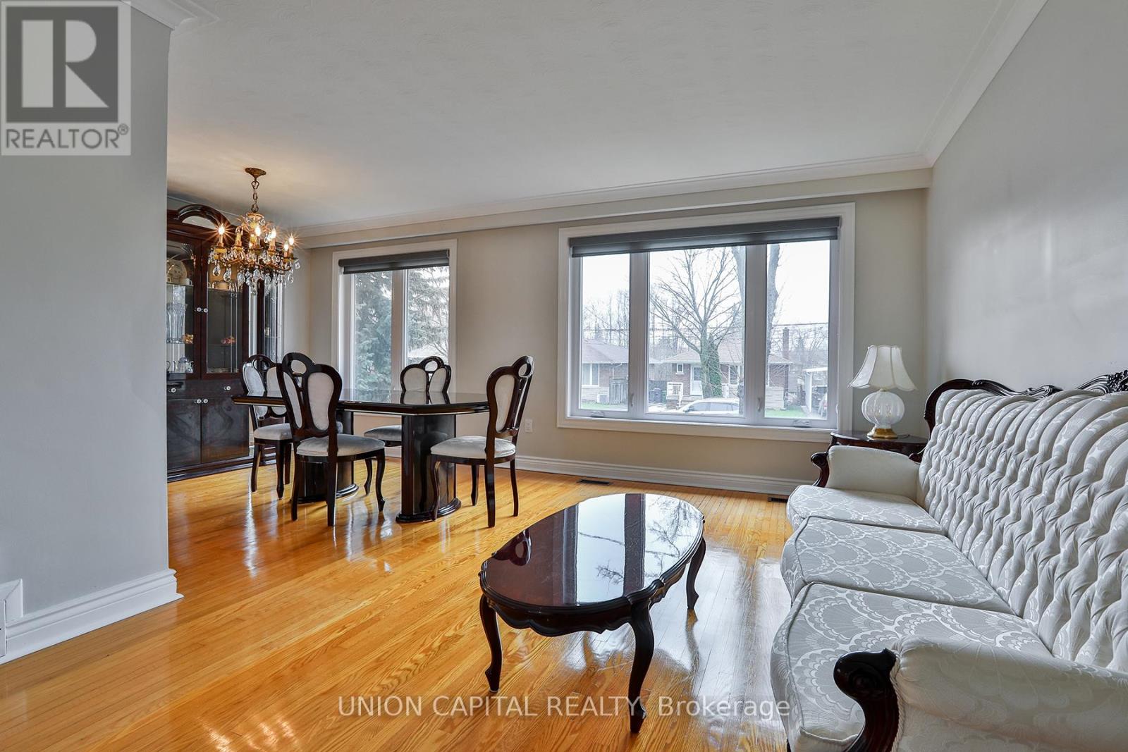 12 Anola Place, Toronto, Ontario  M1K 4W7 - Photo 8 - E13000822