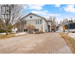 962 LAKESHORE DRIVE, North Bay, Ontario