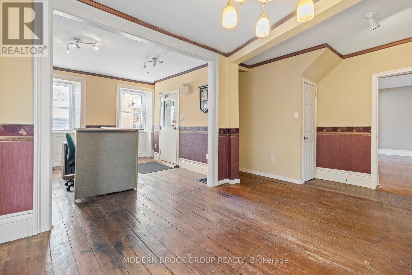 33 Perth Street, Brockville, Ontario  K6V 5C3 - Photo 10 - X12732980