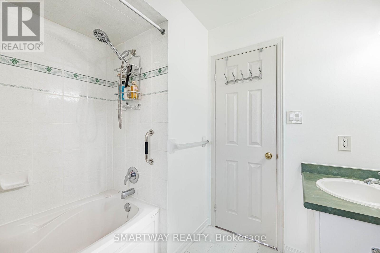 41 Ronan Crescent, Vaughan, Ontario  L4H 2J7 - Photo 35 - N13000642