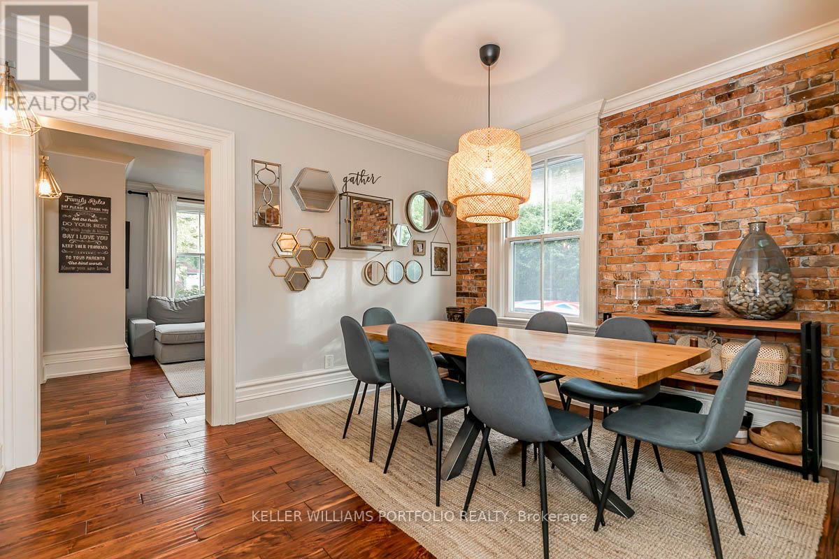 27 Catherine Avenue, Aurora, Ontario  L4G 1K4 - Photo 12 - N13000656