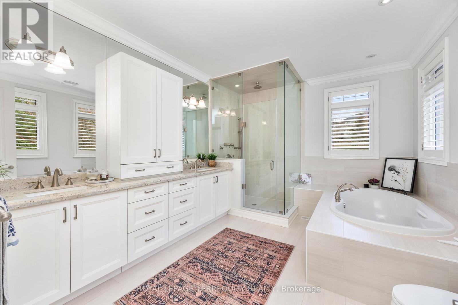 244 Frederick Curran Lane, Newmarket, Ontario  L3X 0B9 - Photo 35 - N13000658