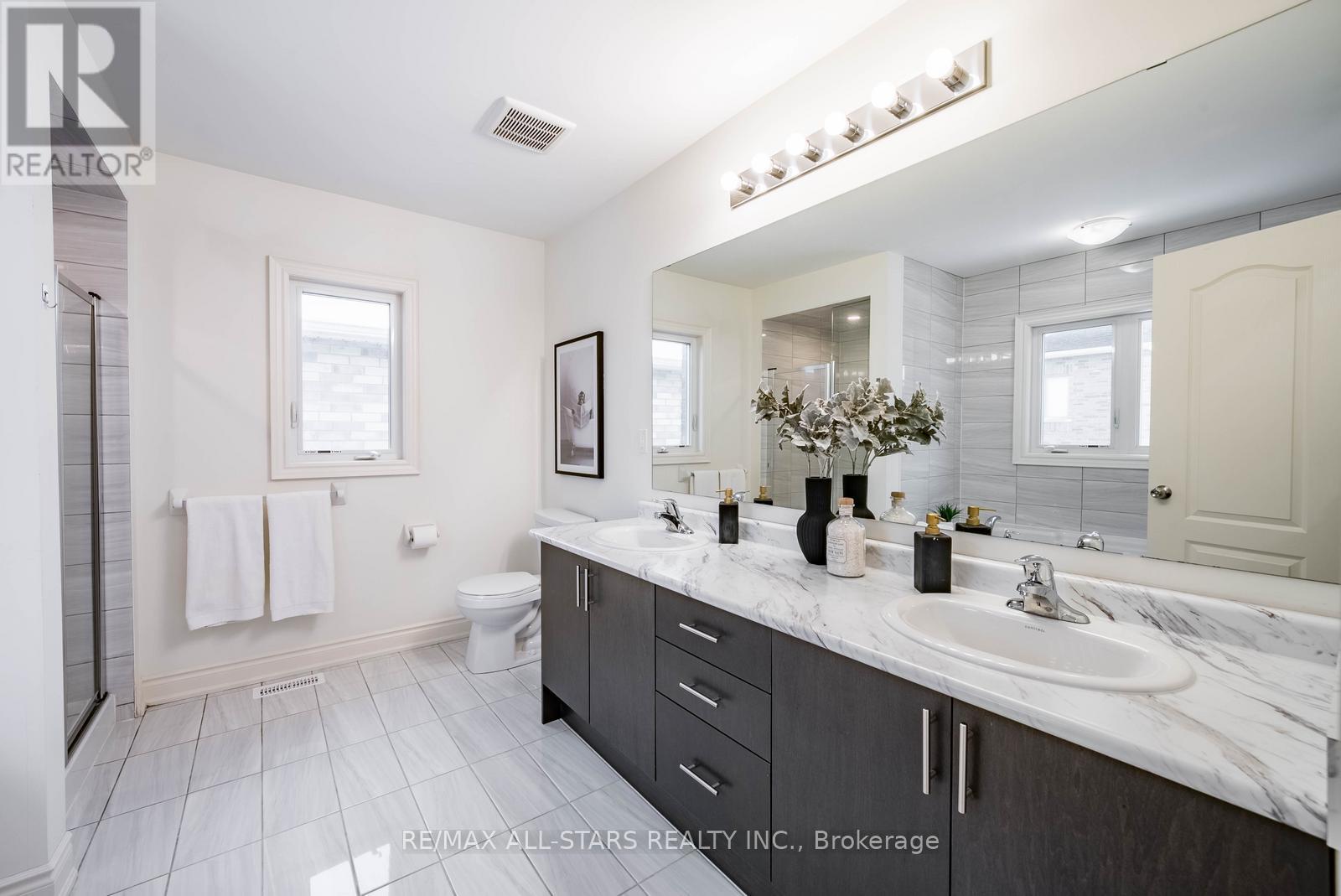 214 Fallharvest Way, Whitchurch-Stouffville, Ontario  L4A 5C2 - Photo 27 - N13000738