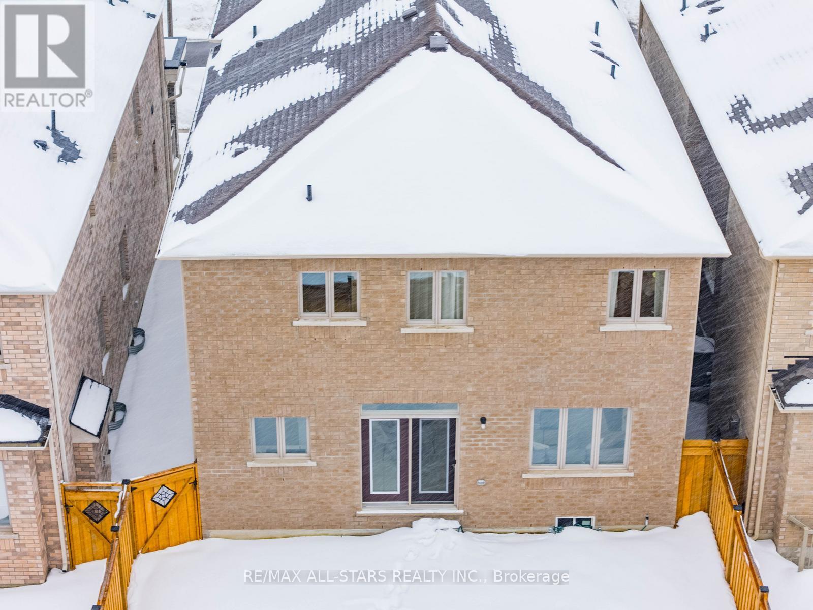 214 Fallharvest Way, Whitchurch-Stouffville, Ontario  L4A 5C2 - Photo 39 - N13000738