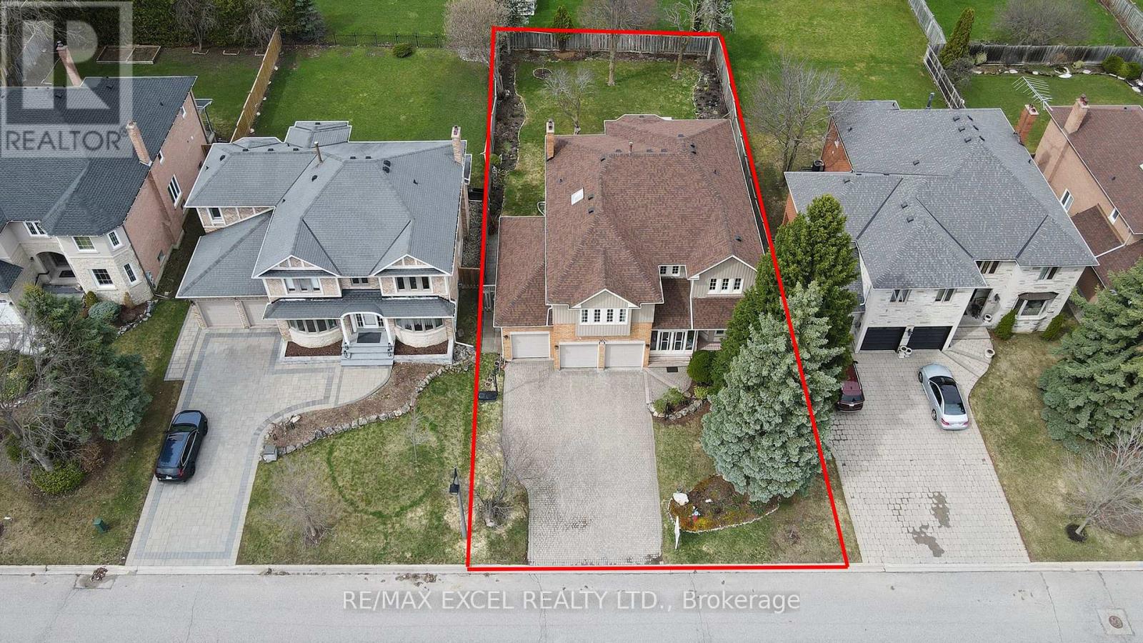 10 Brookshill Crescent, Richmond Hill, Ontario  L4B 3J1 - Photo 2 - N13000750