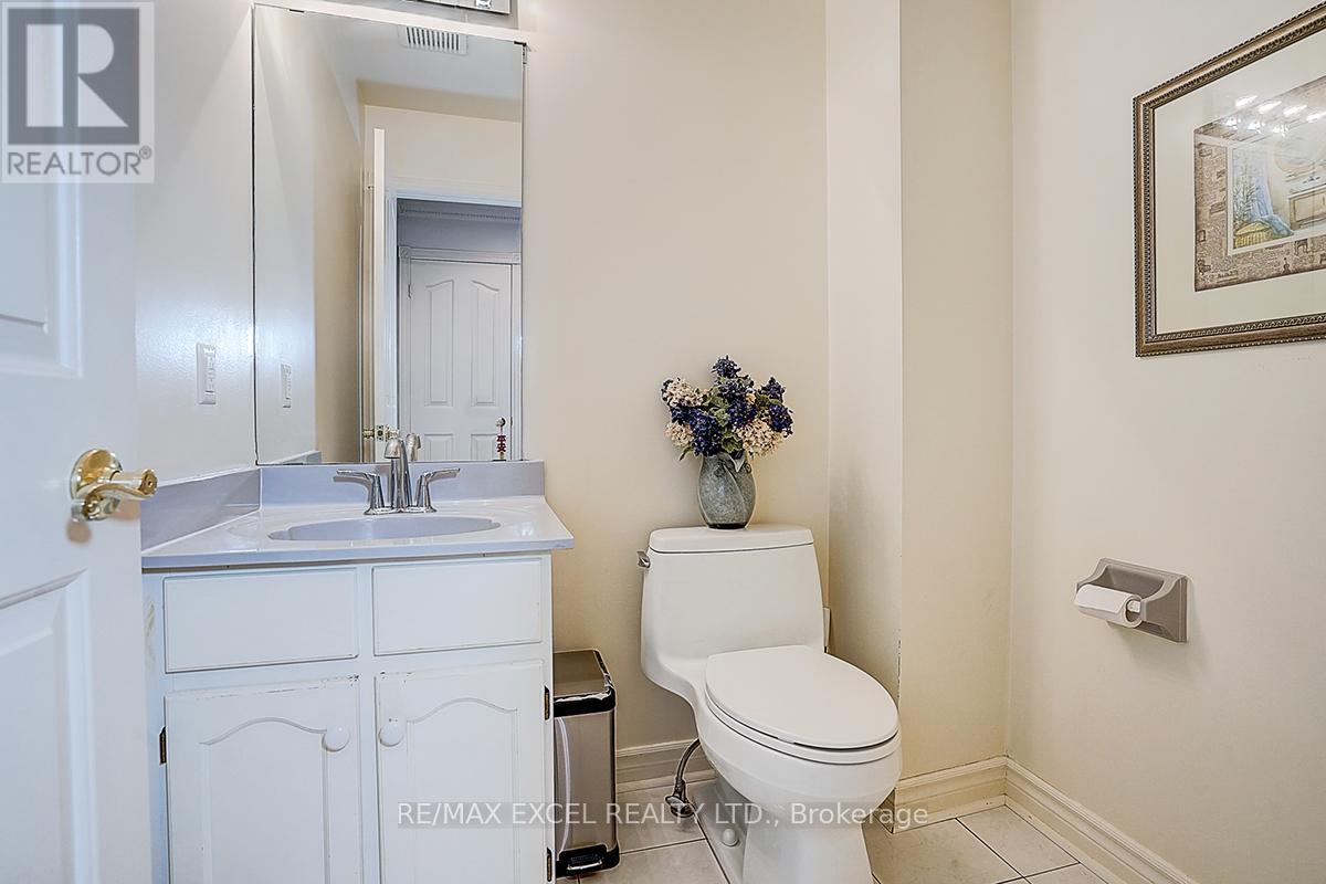 10 Brookshill Crescent, Richmond Hill, Ontario  L4B 3J1 - Photo 25 - N13000750