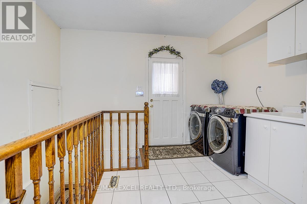 10 Brookshill Crescent, Richmond Hill, Ontario  L4B 3J1 - Photo 26 - N13000750