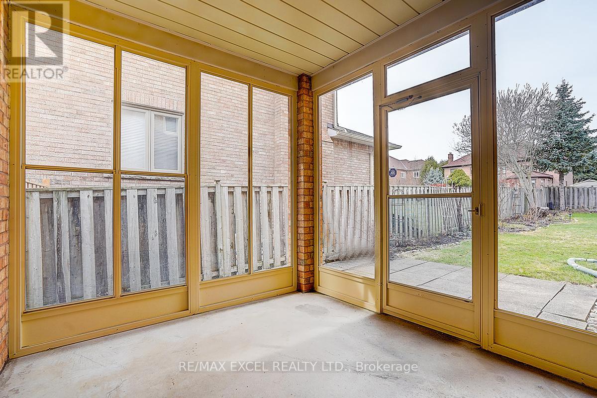 10 Brookshill Crescent, Richmond Hill, Ontario  L4B 3J1 - Photo 27 - N13000750