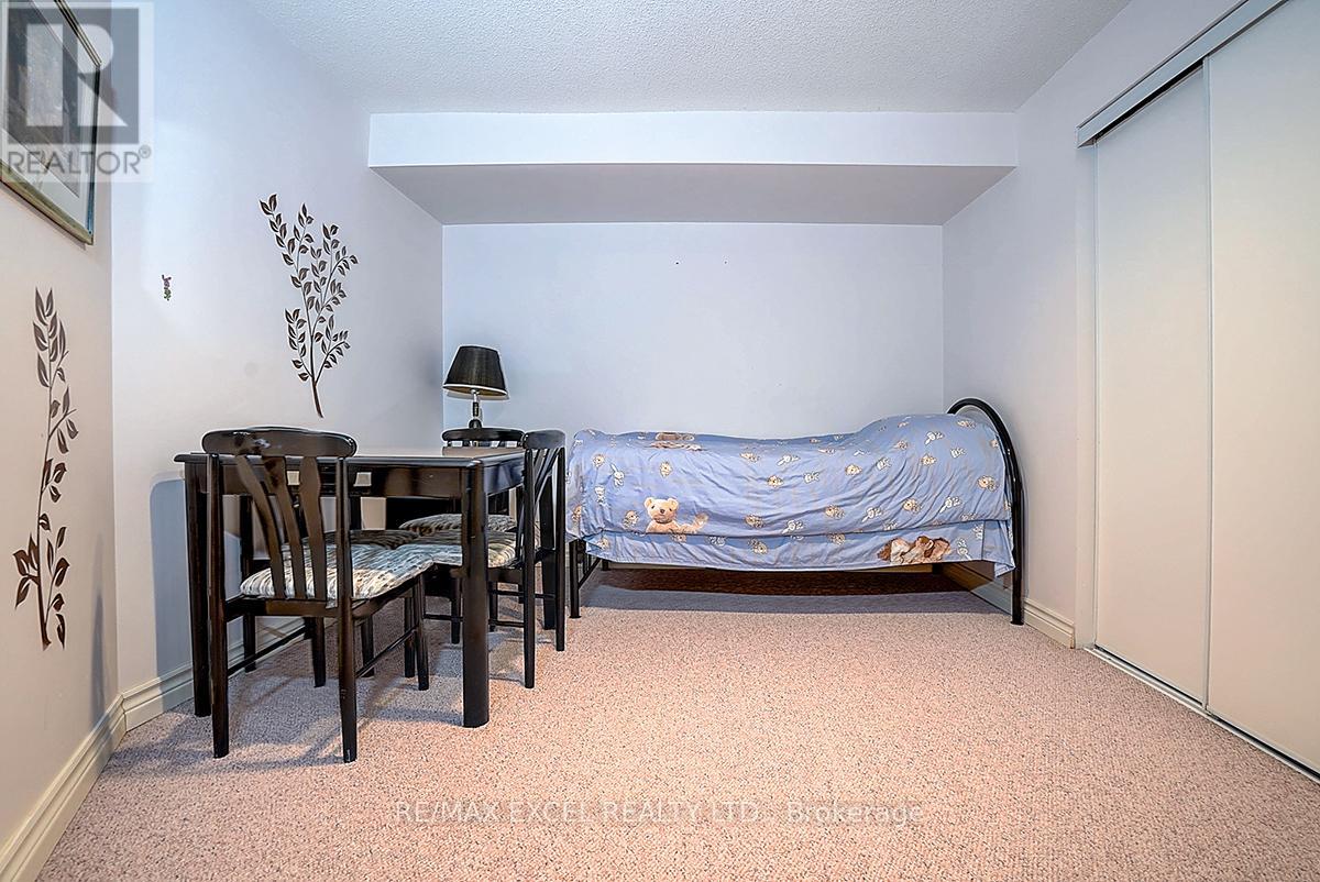 10 Brookshill Crescent, Richmond Hill, Ontario  L4B 3J1 - Photo 45 - N13000750