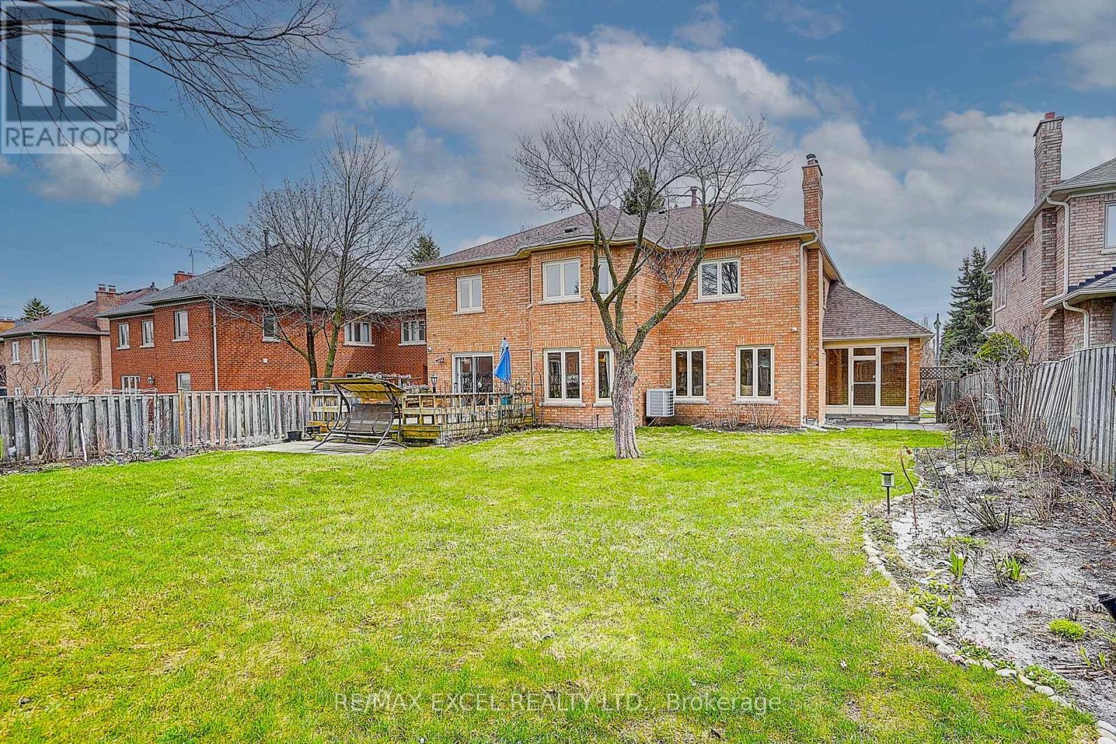 10 Brookshill Crescent, Richmond Hill, Ontario  L4B 3J1 - Photo 48 - N13000750