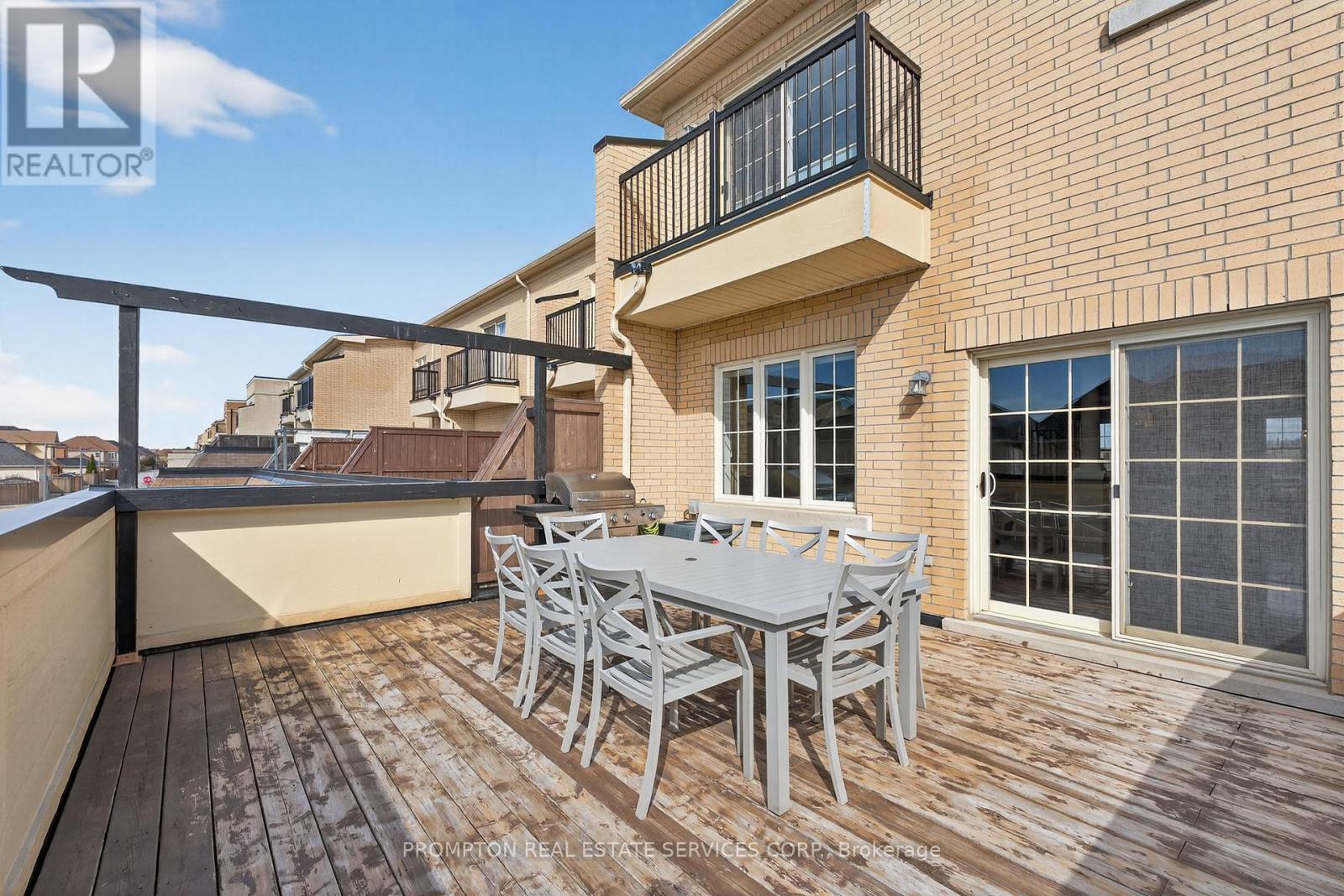 15 Donald Buttress Boulevard E, Markham, Ontario  L6C 0J8 - Photo 11 - N13000786